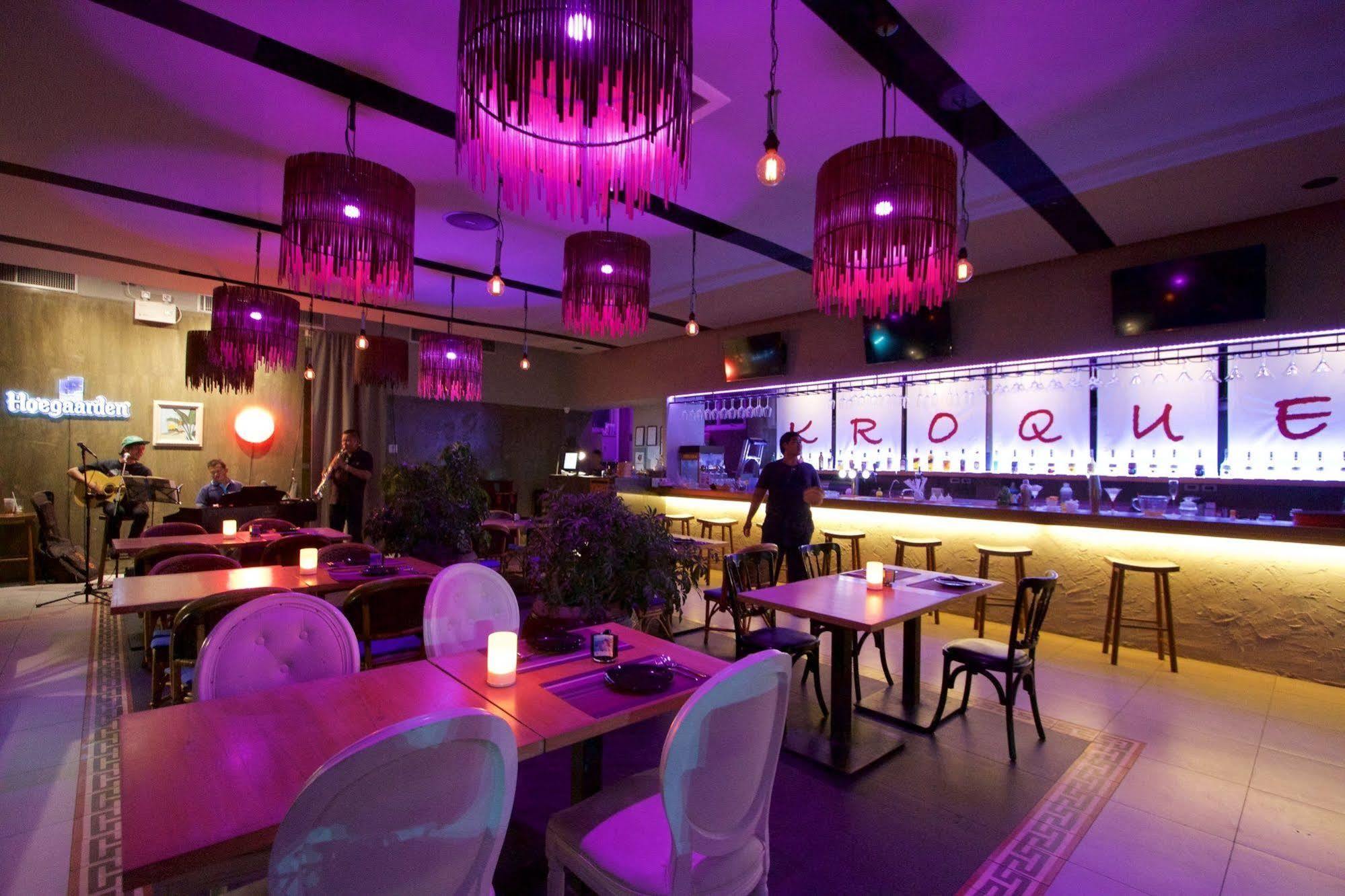 Kroque Boutique & Bistro Ангсила Экстерьер фото