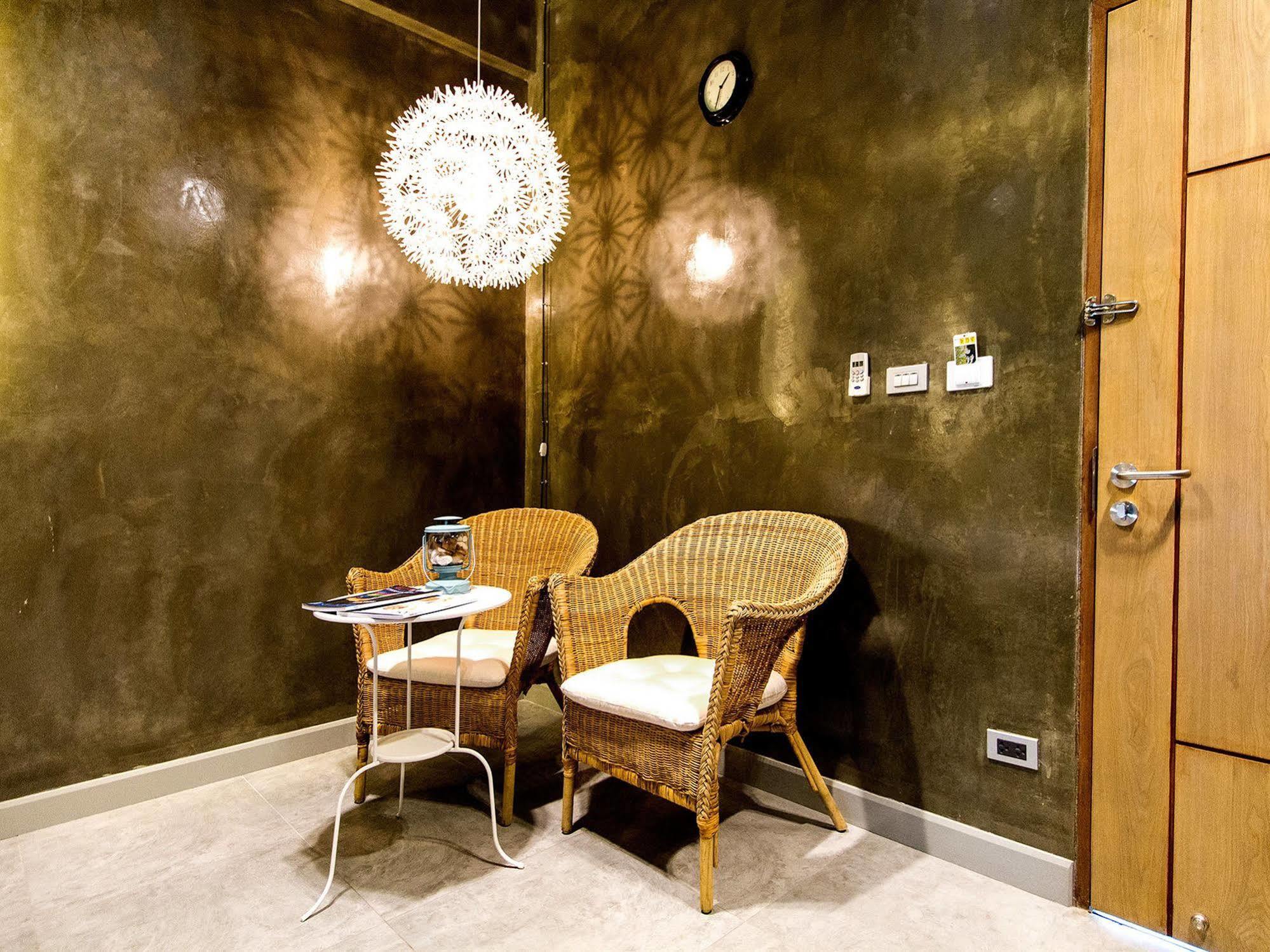 Kroque Boutique & Bistro Ангсила Экстерьер фото
